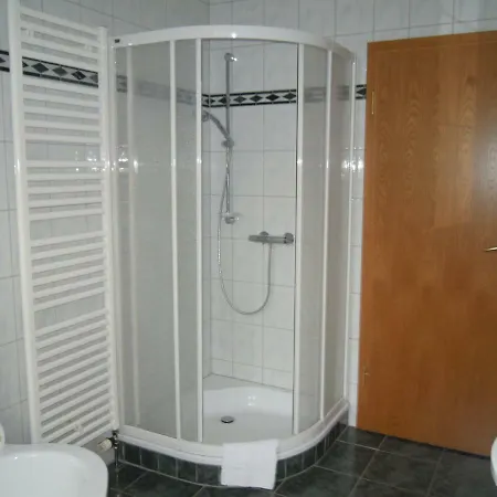 Belle - Rose Apartment